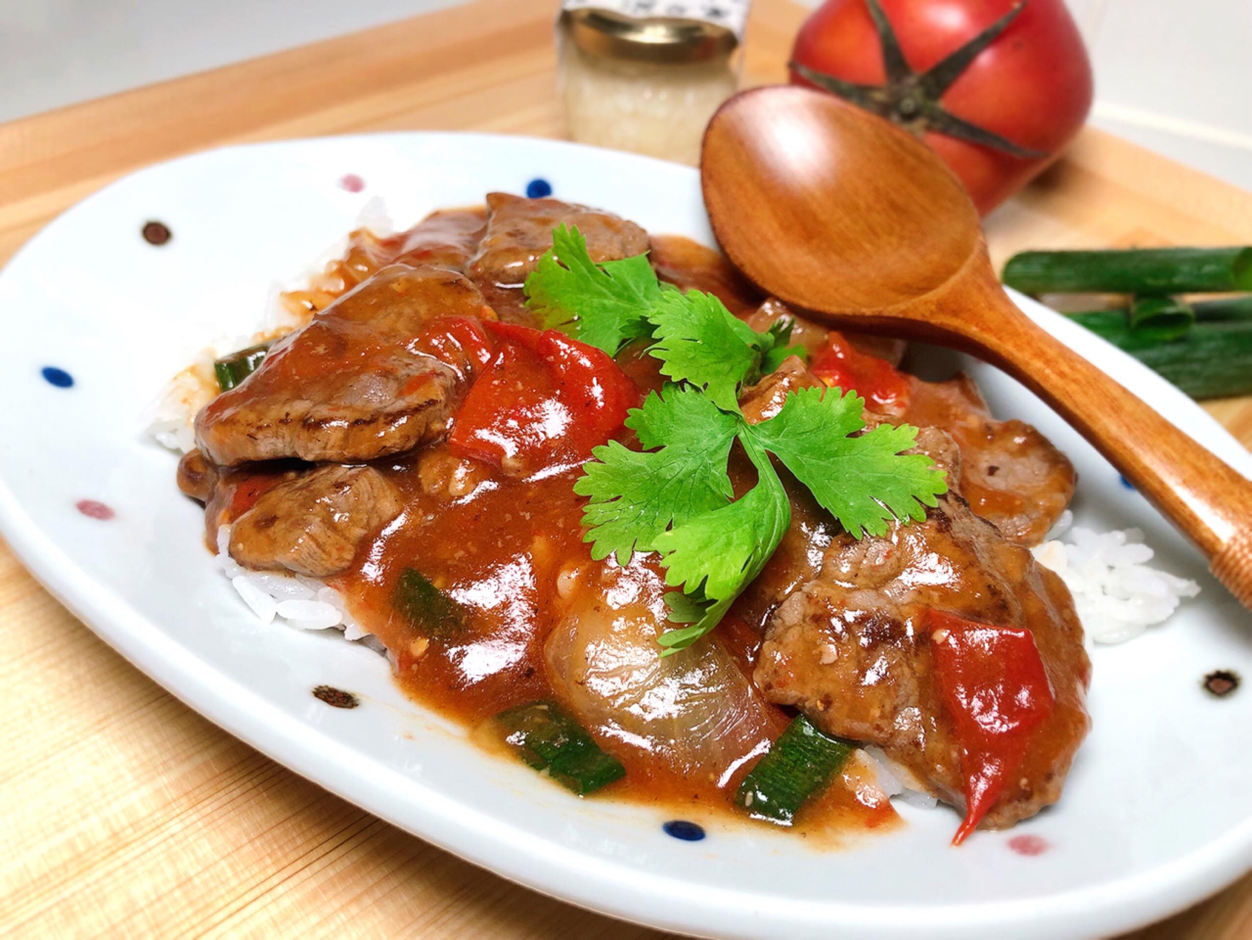 第5回雲姐 ワンジェ の香港家庭料理レシピ 牛肉のトマトソースあんかけご飯